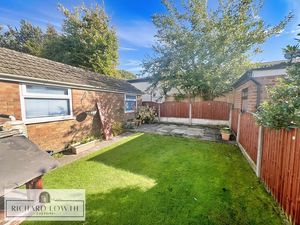 Private Garden- click for photo gallery